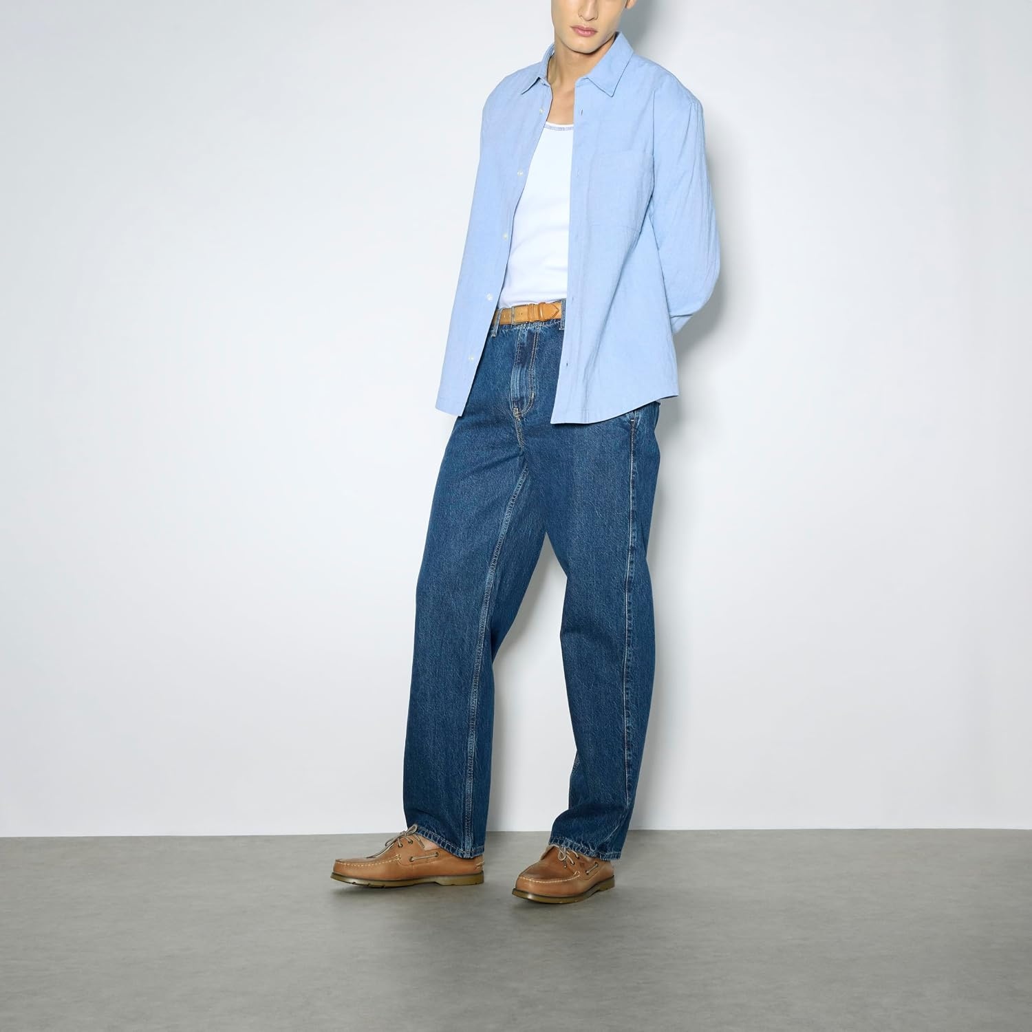 image:imageSperry Mens Leeward 2Eye Leather Boat ShoeSaharaTan